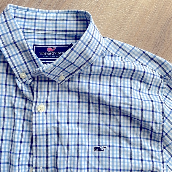 - Vineyard Vines - Performance Whale Plaid Button Down - Picture 3 of 5